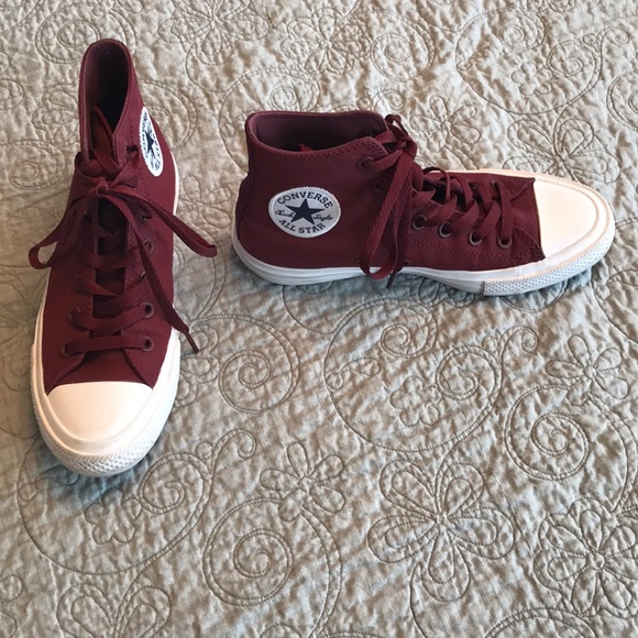 converse chuck 2 maroon